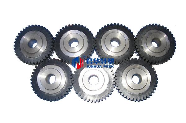 Шестерня из PEEK