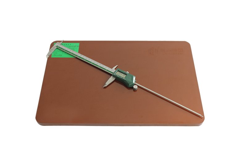 Пластина из полиимида