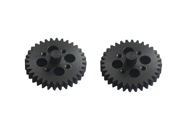 Вращение главного винта приводит в движение шестерню из PEEK