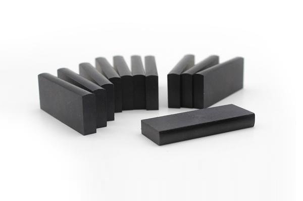 Лопатки из PEEK (вакуумные насосы для автомобилей)