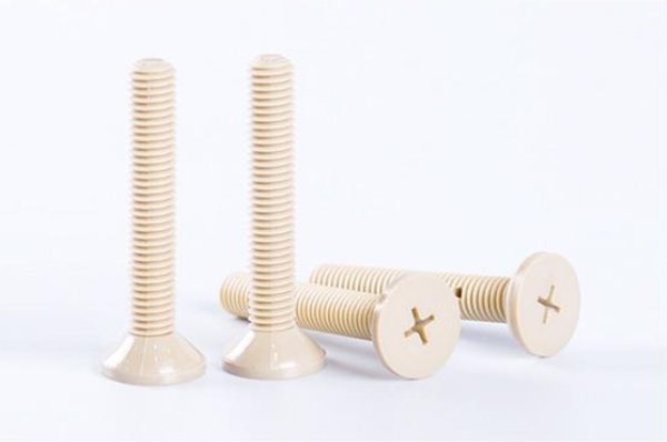 Винт с потайной крестообразной головкой из PEEK